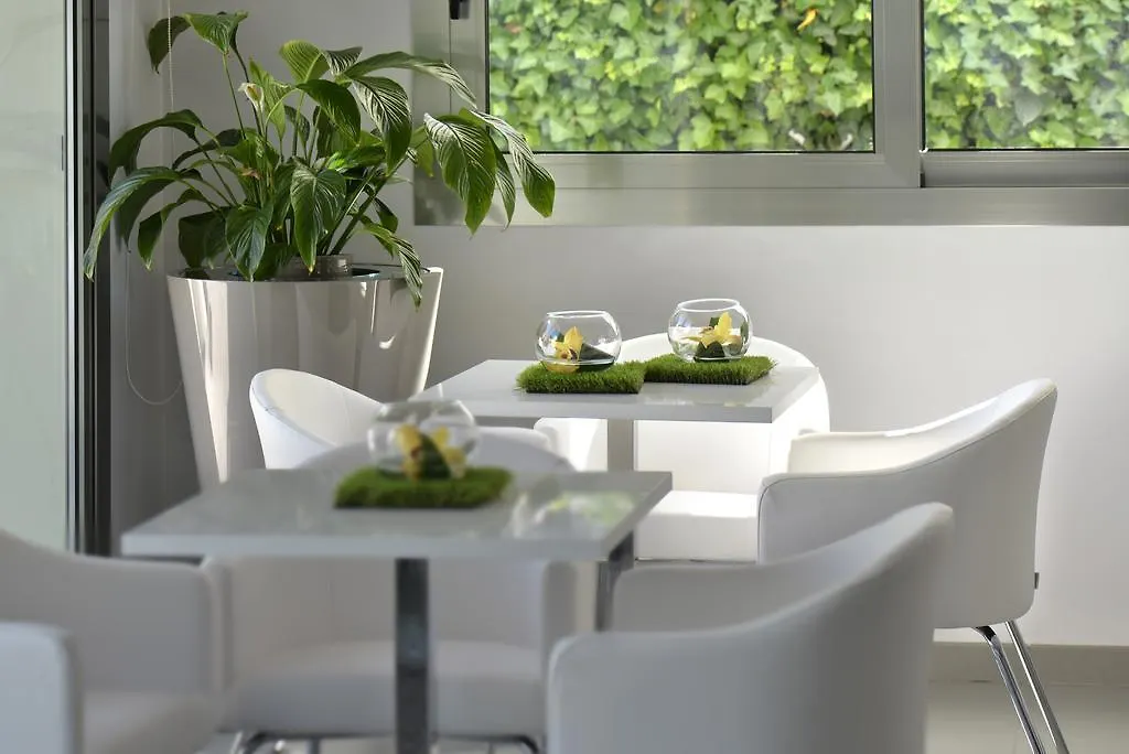 The One Hotel - Designed For Adults - Pet Lovers Riccione